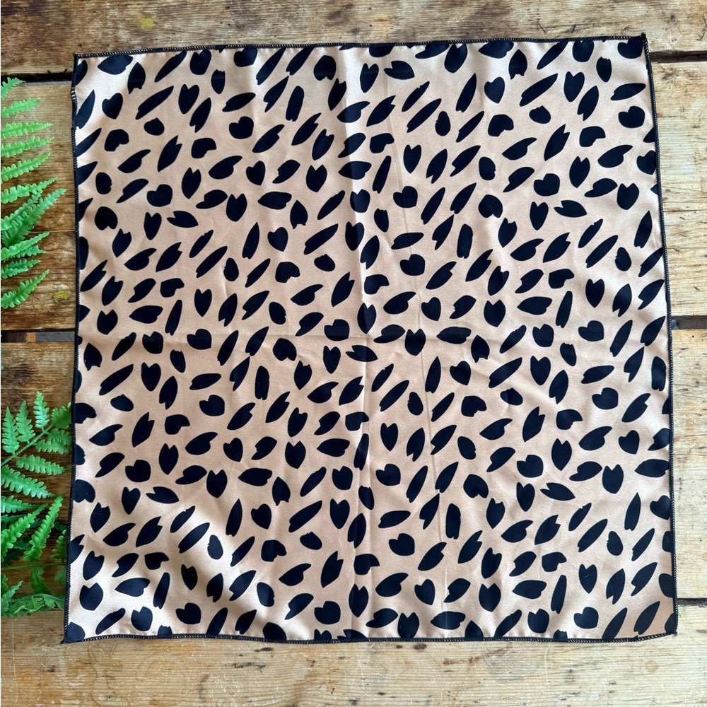 Silky Animal Print Scarf - Black & Beige